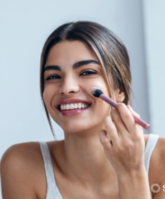 Make-up en zonnebrand - Sunday Brush